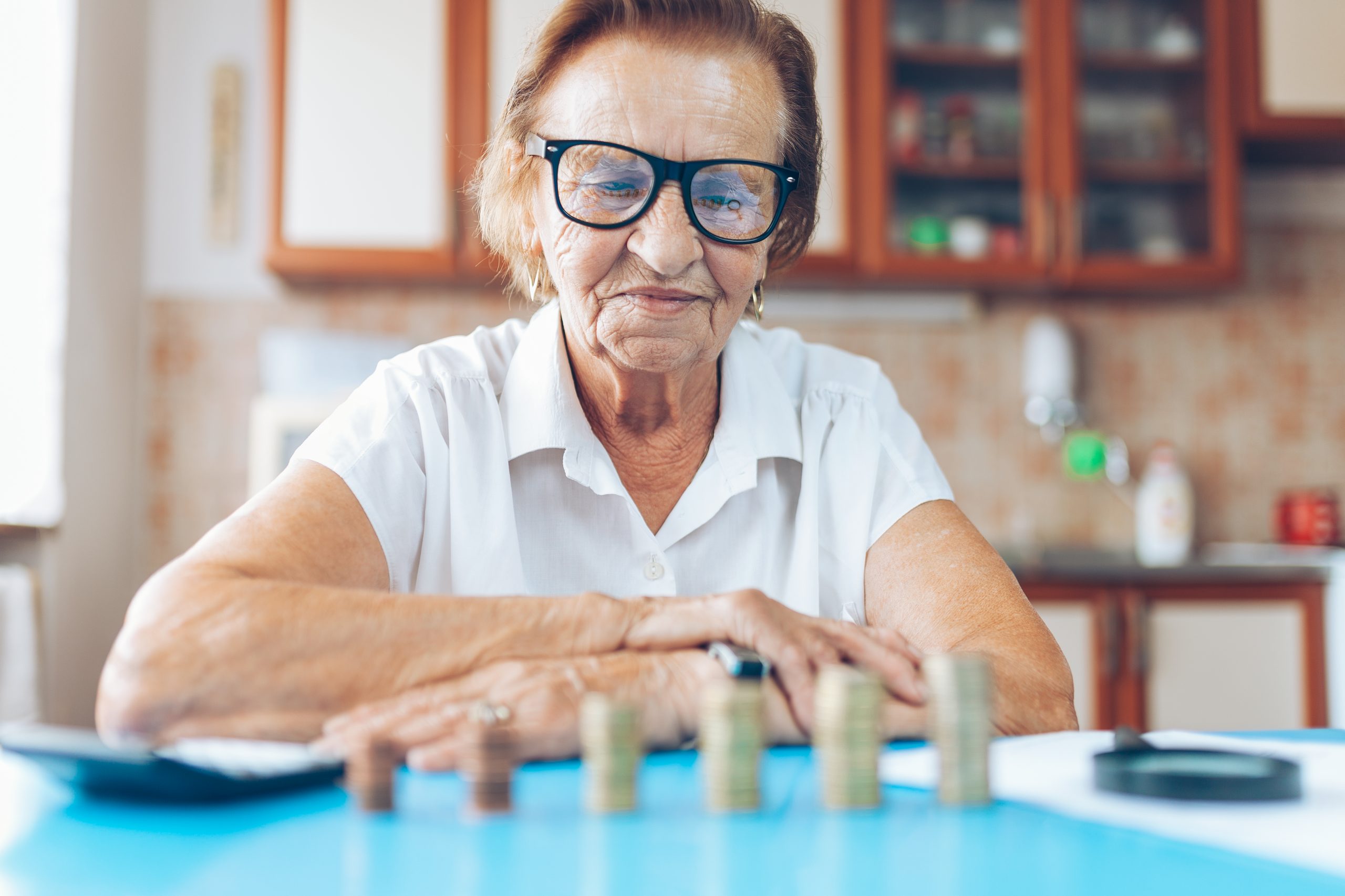 Dia dos aposentados: dicas de planejamento para terceira idade